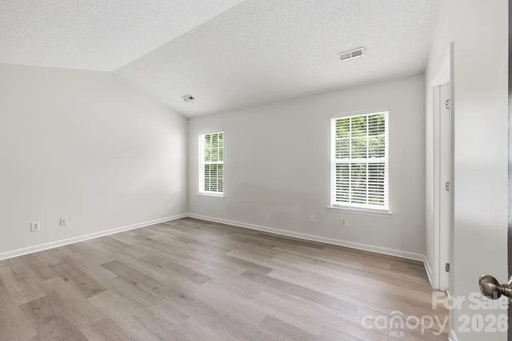 5423 Starflower Drive Charlotte NC 28215