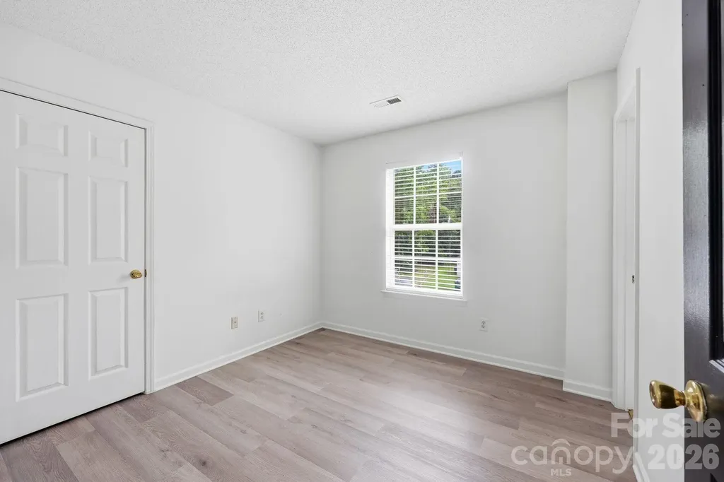 5423 Starflower Drive Charlotte NC 28215