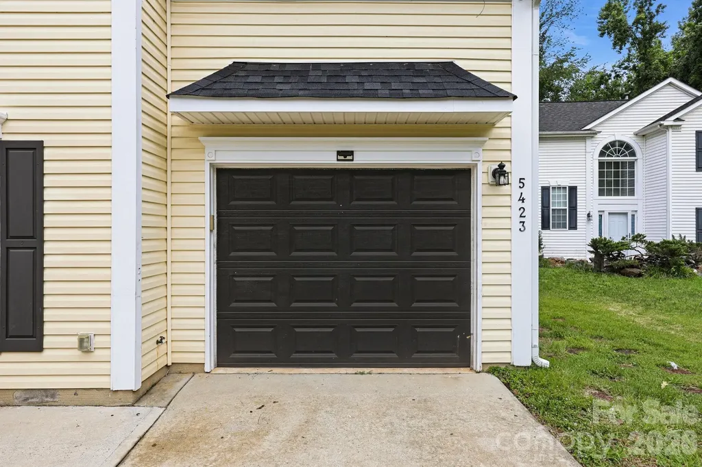 5423 Starflower Drive Charlotte NC 28215
