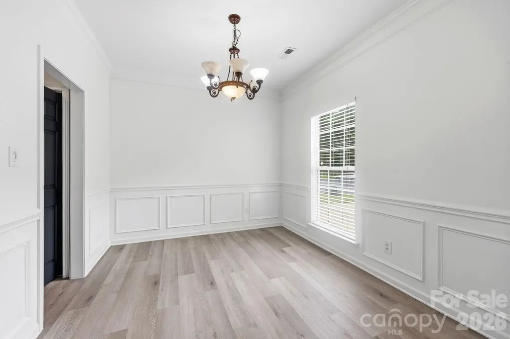 5423 Starflower Drive Charlotte NC 28215