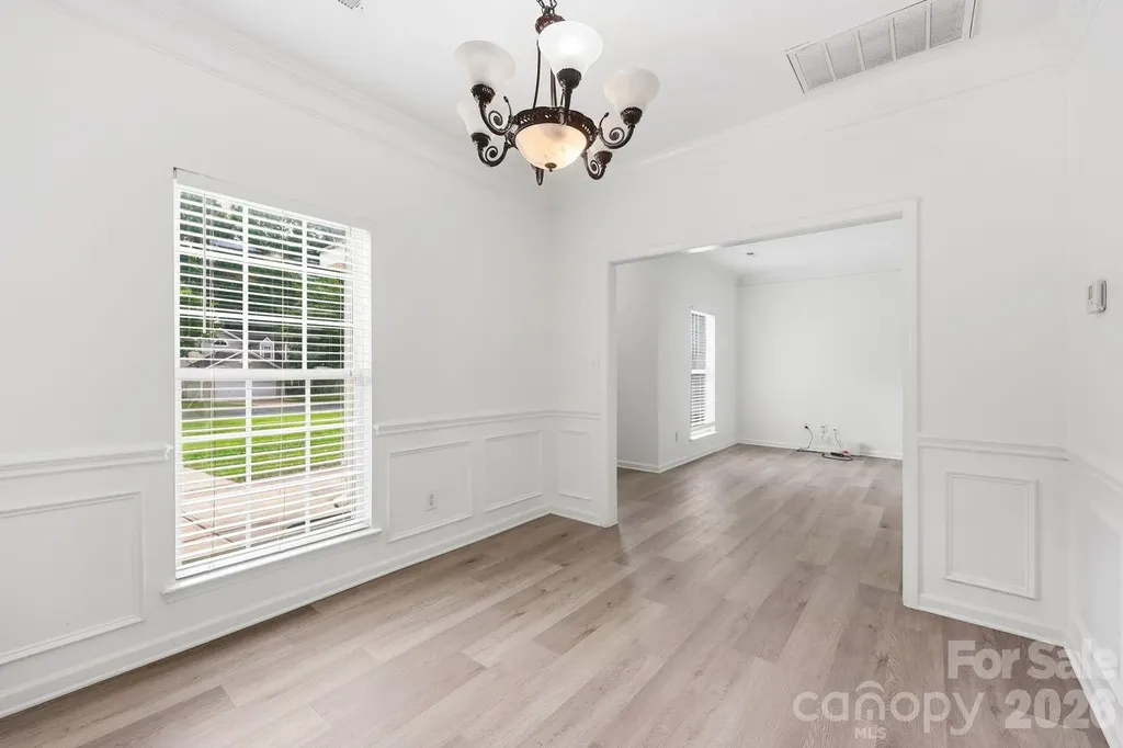 5423 Starflower Drive Charlotte NC 28215