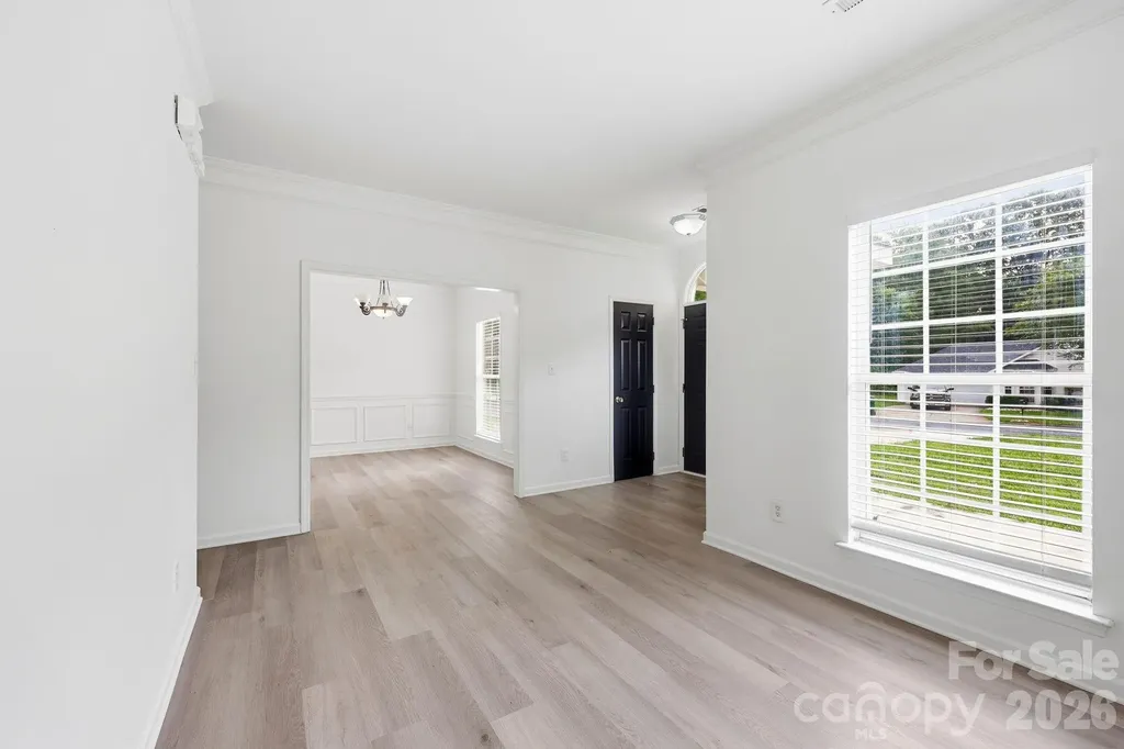 5423 Starflower Drive Charlotte NC 28215