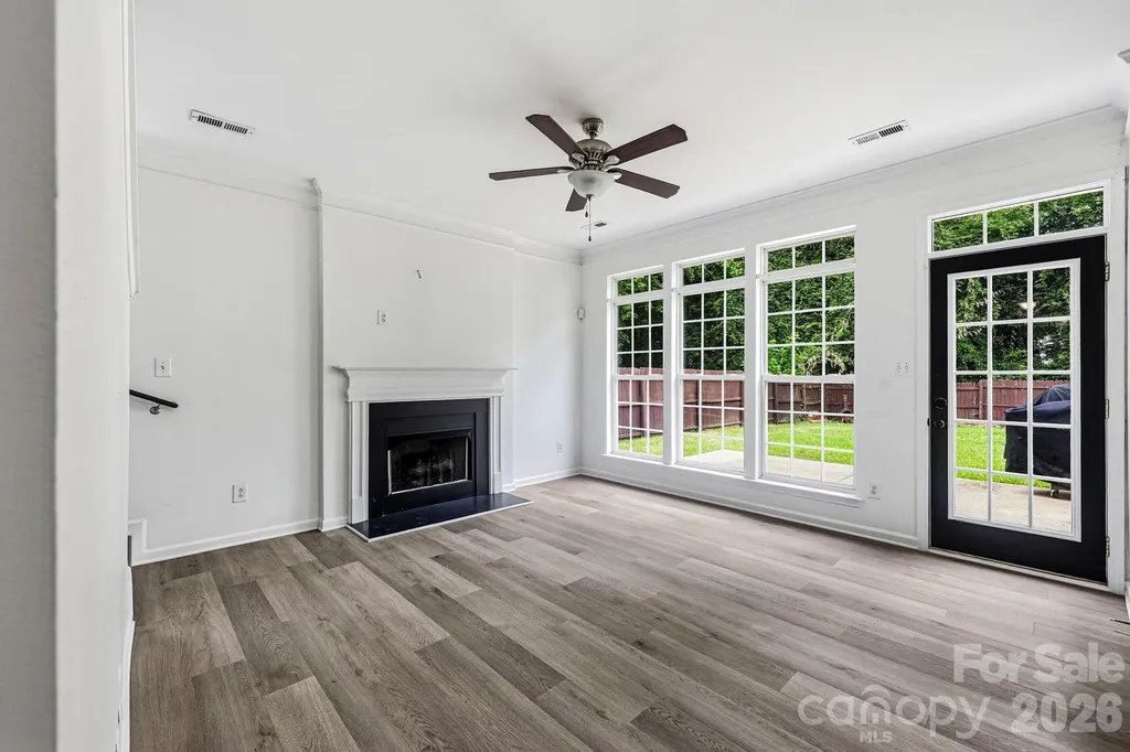 5423 Starflower Drive Charlotte NC 28215