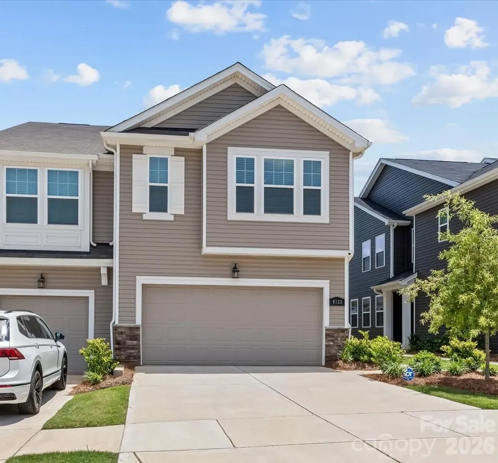 8122 Downy Oak Lane Charlotte NC 28269