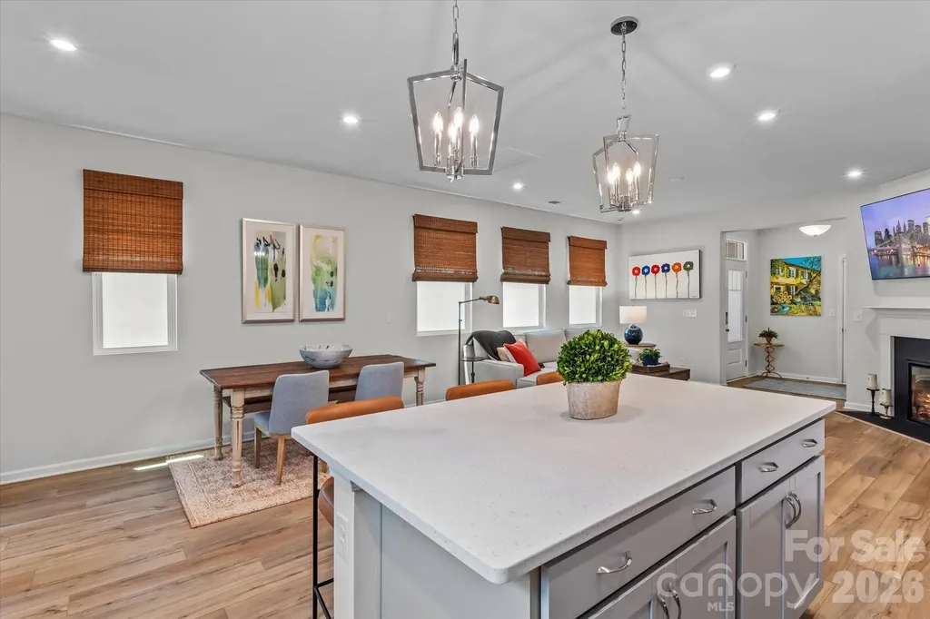 8122 Downy Oak Lane Charlotte NC 28269