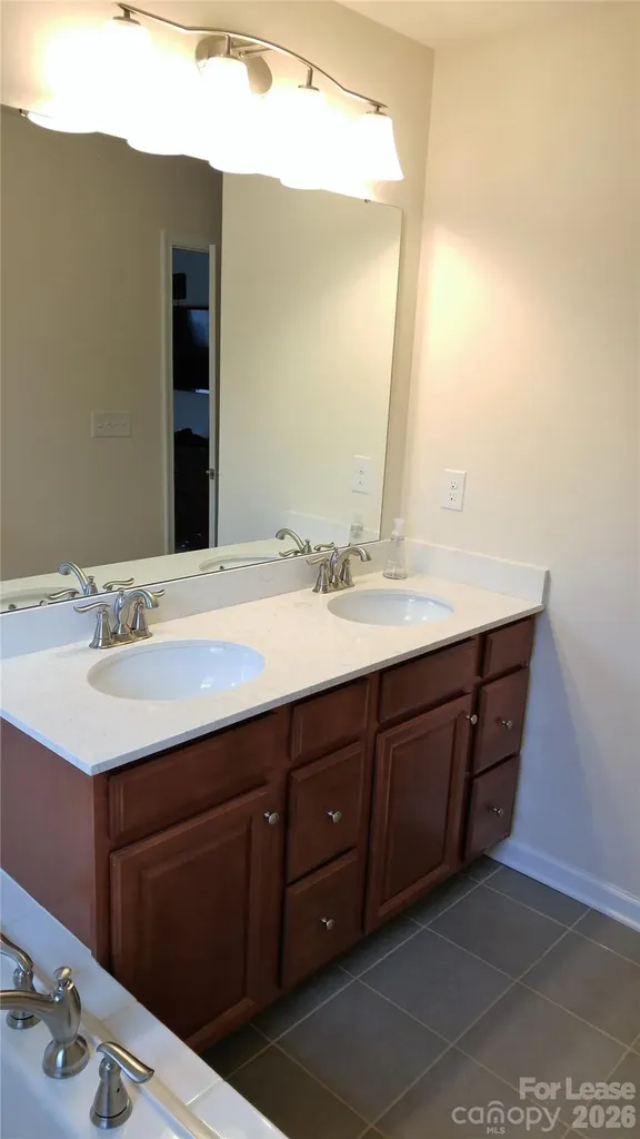 2504 Alyssa Lane Charlotte NC 28208