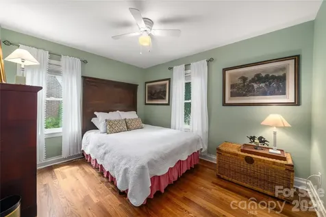 43 Morris Street Asheville NC 28806