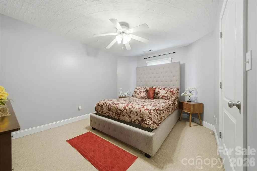 1710 30th Avenue Drive NE Hickory NC 28601