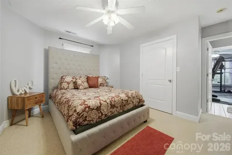 1710 30th Avenue Drive NE Hickory NC 28601