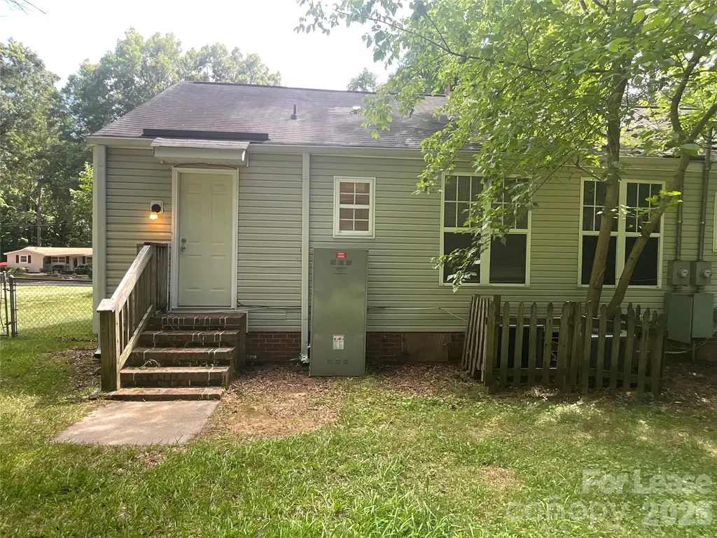 6013 Carver Boulevard Charlotte NC 28269