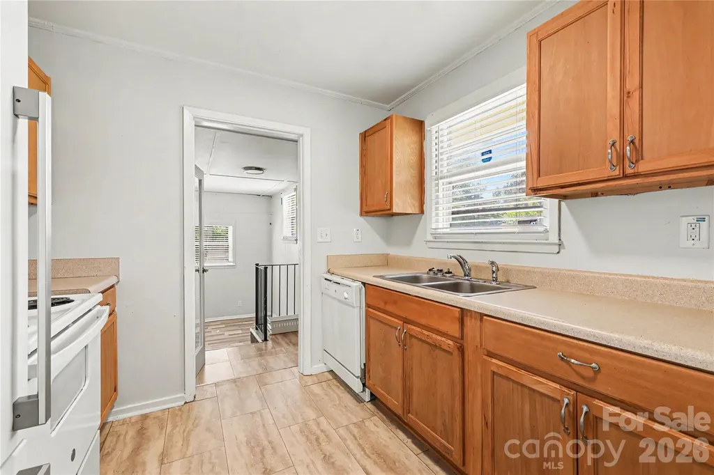 2000 Russell Avenue Charlotte NC 28216