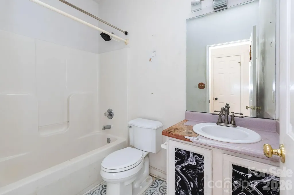 5 Carter View Arden NC 28704