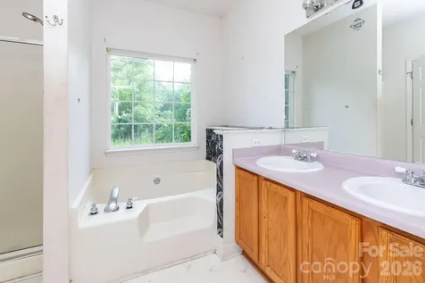 5 Carter View Arden NC 28704