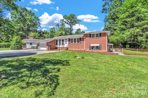 907 W Blue Ridge Road East Flat Rock NC 28726