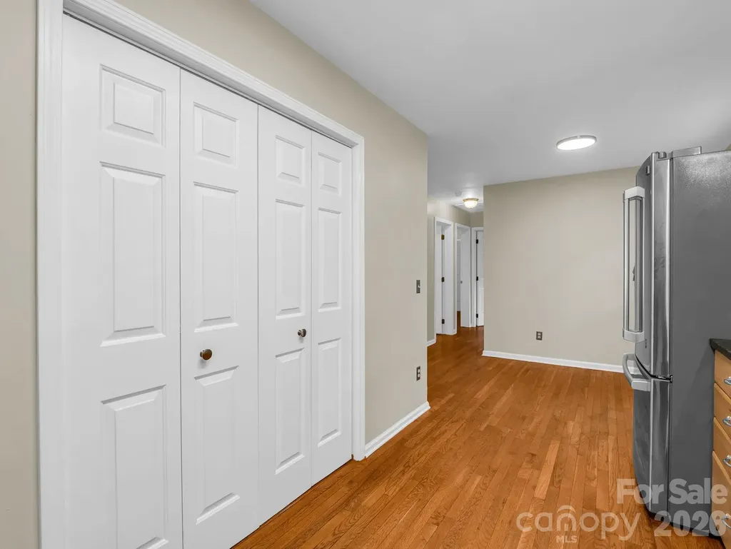 30 Lake Forest Lane Hendersonville NC 28739