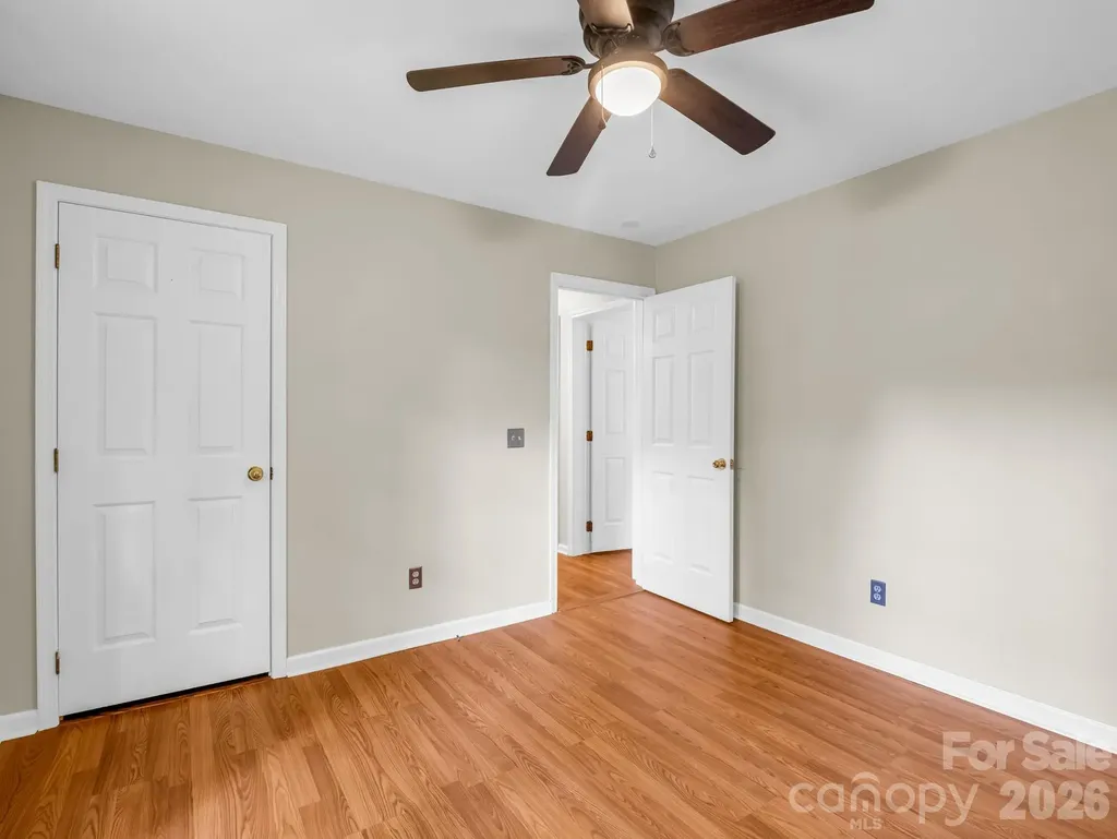 30 Lake Forest Lane Hendersonville NC 28739