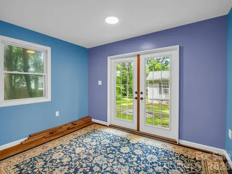 30 Lake Forest Lane Hendersonville NC 28739