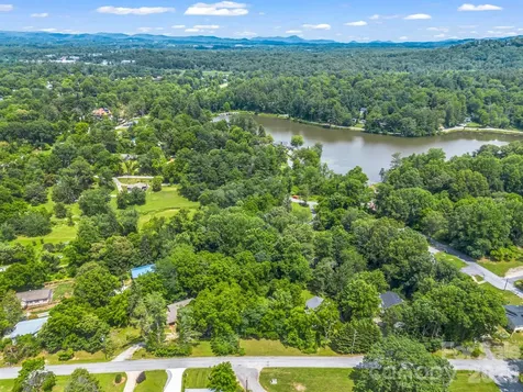30 Lake Forest Lane Hendersonville NC 28739