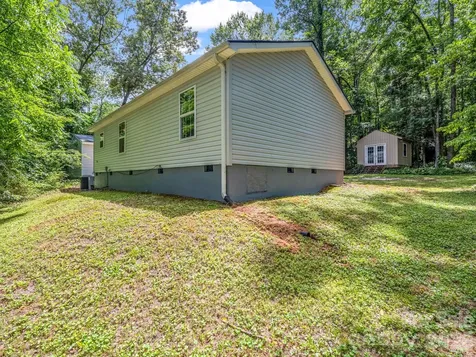 30 Lake Forest Lane Hendersonville NC 28739