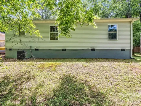 30 Lake Forest Lane Hendersonville NC 28739