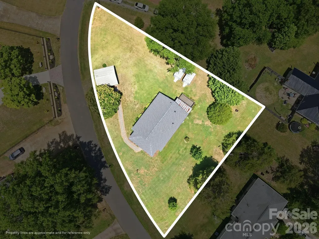 144 E Park Road Ellenboro NC 28040
