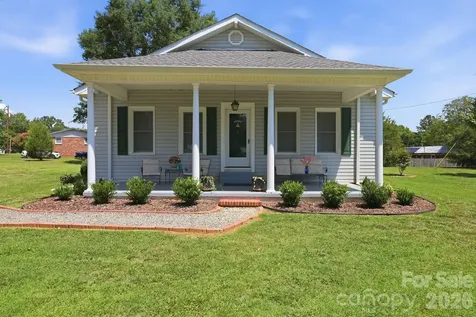 144 E Park Road Ellenboro NC 28040