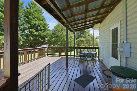 144 E Park Road Ellenboro NC 28040