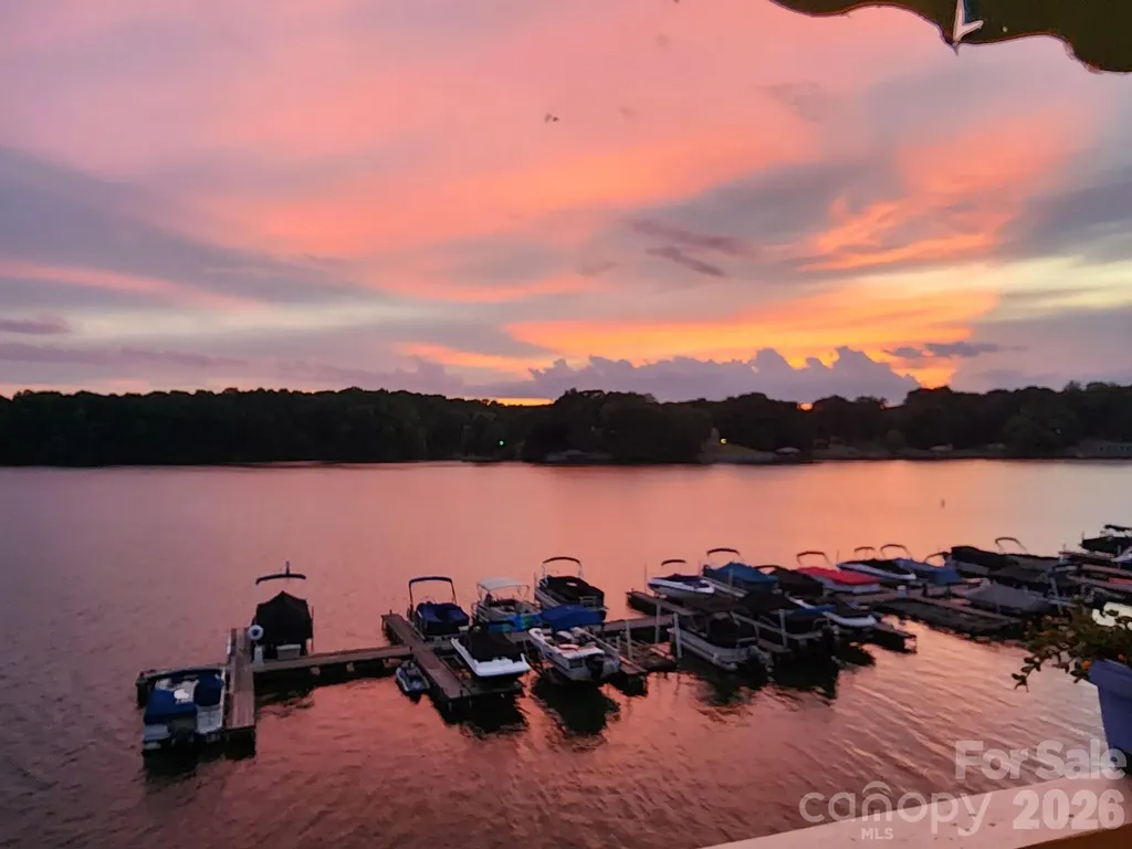 7332 Lakefront Drive Charlotte NC 28278