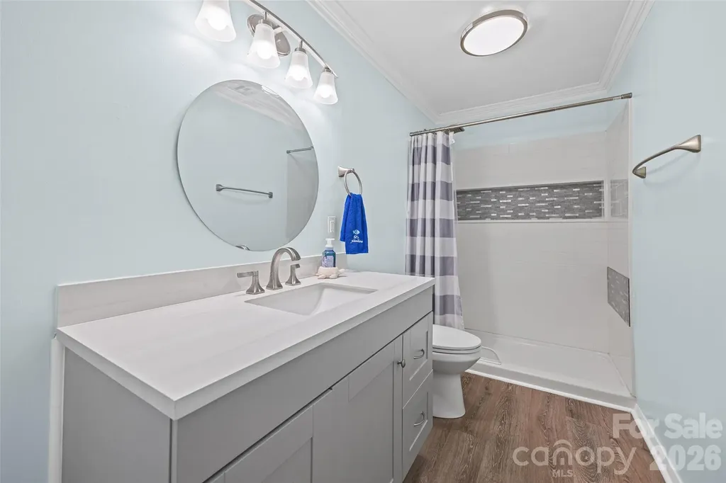 7332 Lakefront Drive Charlotte NC 28278