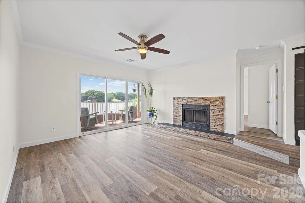 7332 Lakefront Drive Charlotte NC 28278