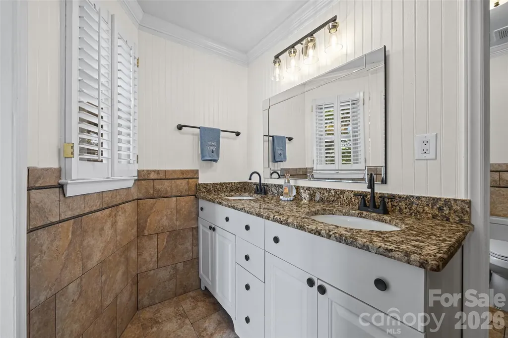 7332 Lakefront Drive Charlotte NC 28278