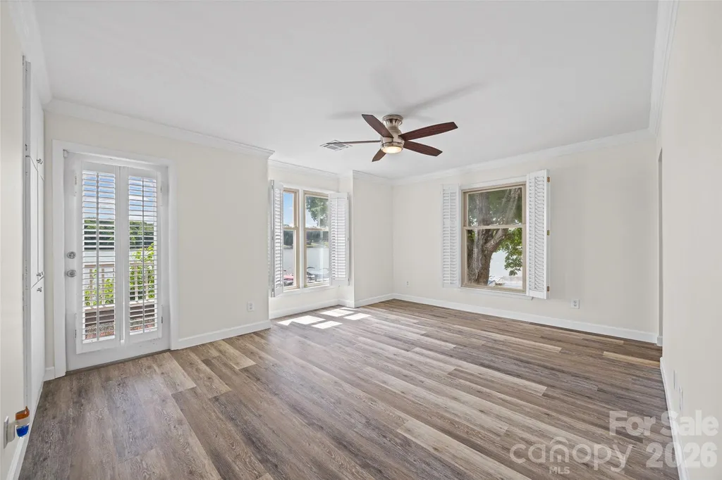 7332 Lakefront Drive Charlotte NC 28278