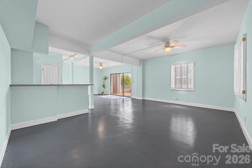 7332 Lakefront Drive Charlotte NC 28278