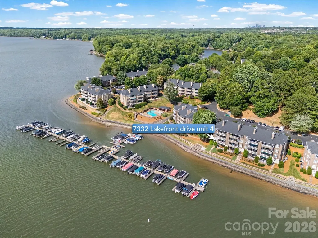 7332 Lakefront Drive Charlotte NC 28278