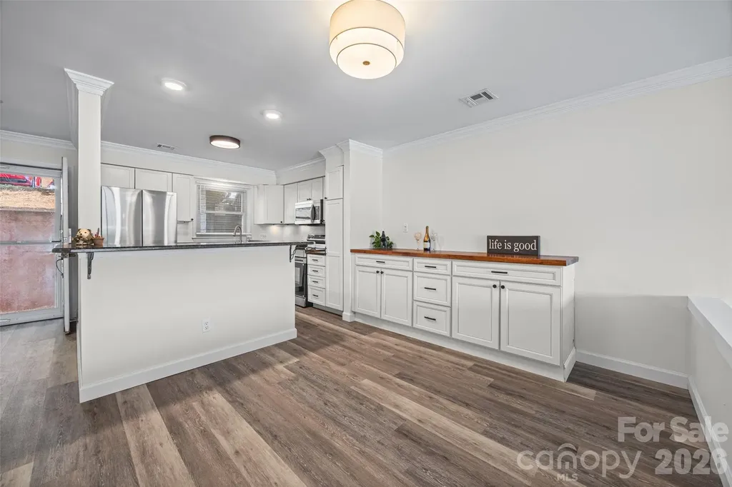 7332 Lakefront Drive Charlotte NC 28278
