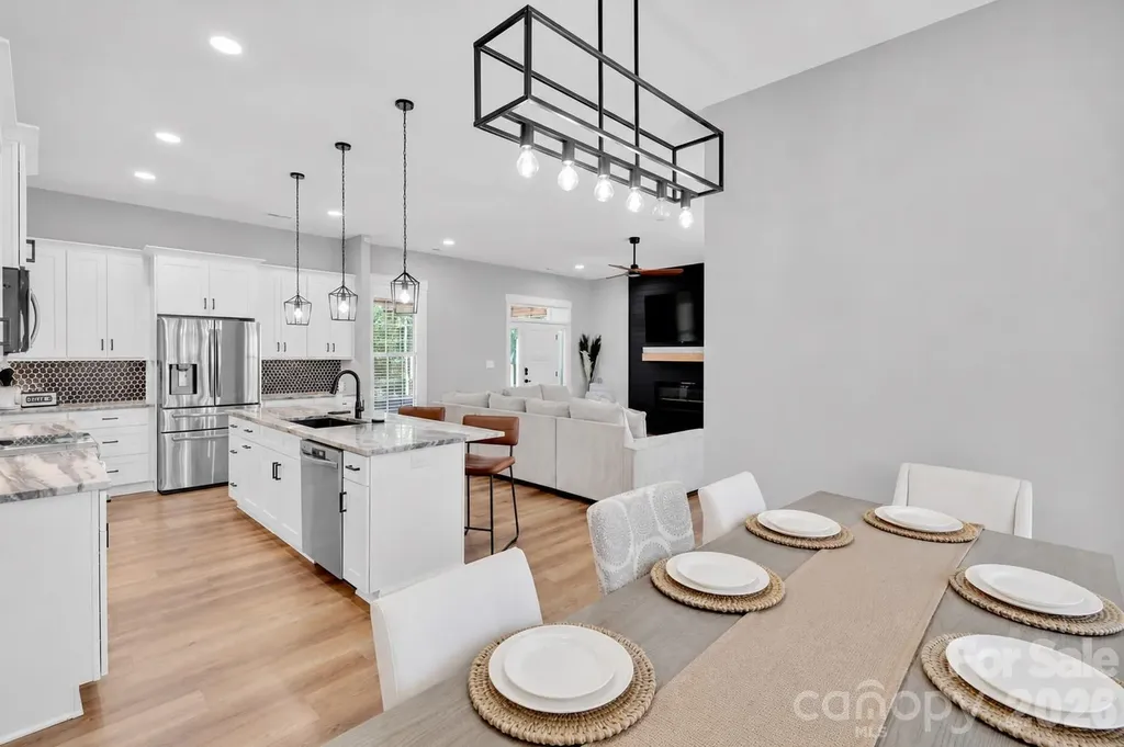 2754 Emperor Street Claremont NC 28610