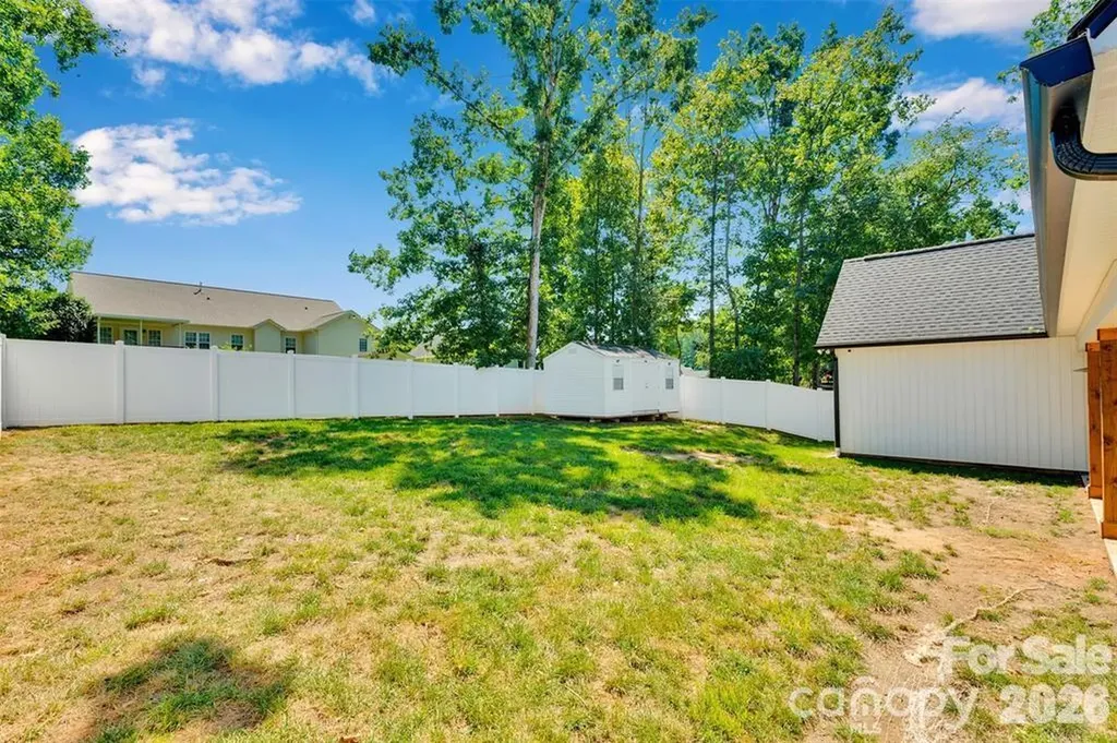 2754 Emperor Street Claremont NC 28610