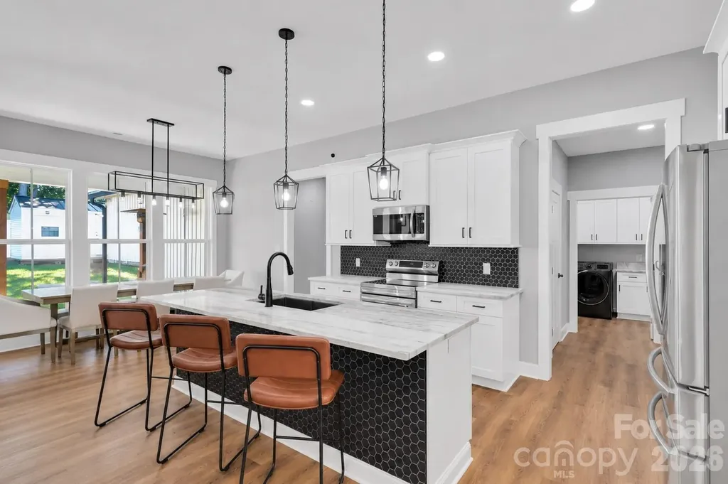 2754 Emperor Street Claremont NC 28610