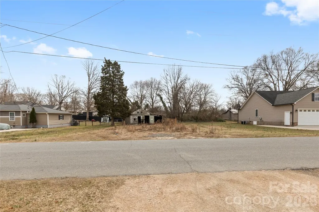 204 E 27th Street Kannapolis NC 28083