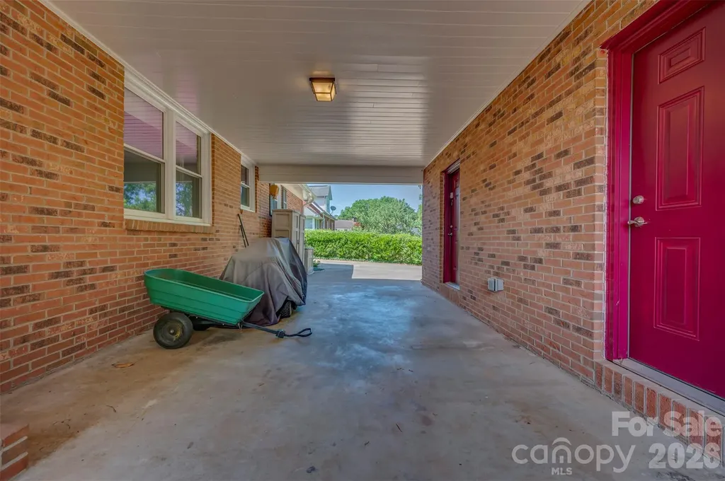 271 Mccall Drive Forest City NC 28043