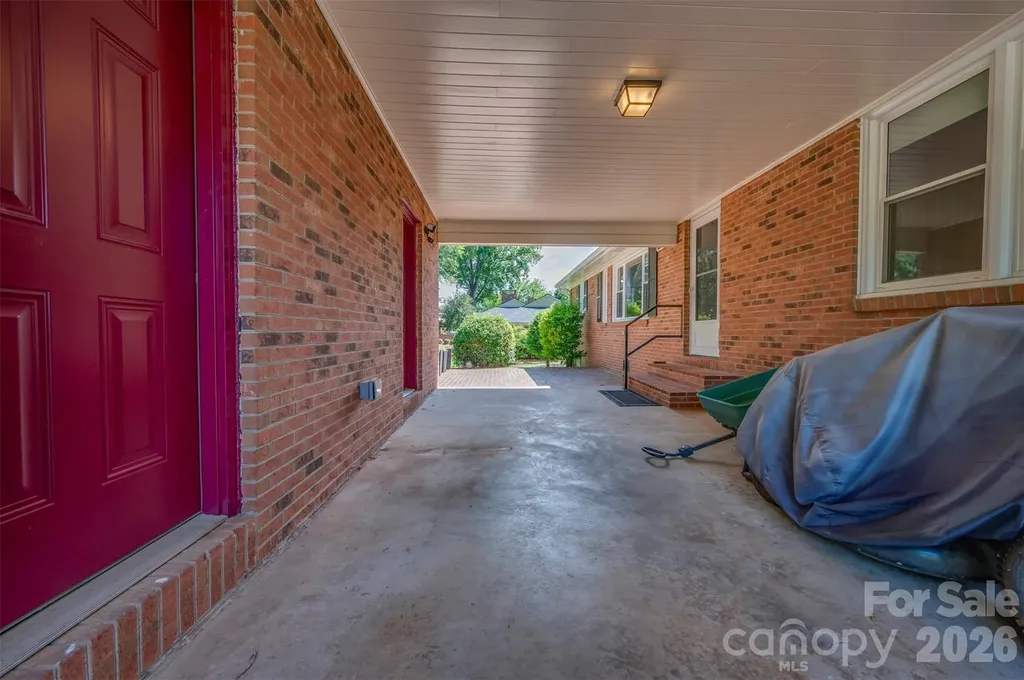 271 Mccall Drive Forest City NC 28043