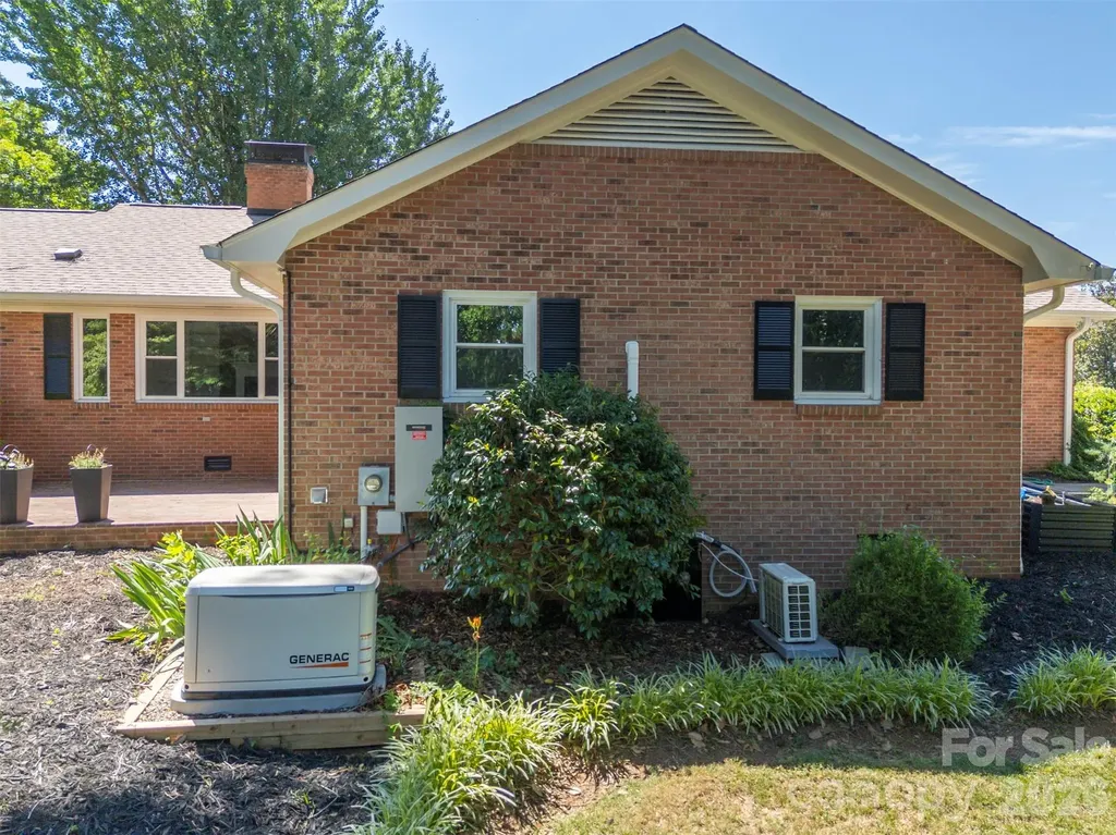271 Mccall Drive Forest City NC 28043