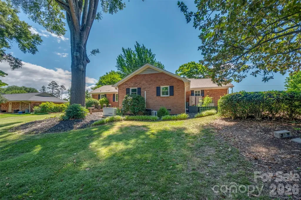 271 Mccall Drive Forest City NC 28043