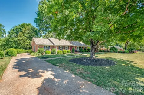 271 Mccall Drive Forest City NC 28043