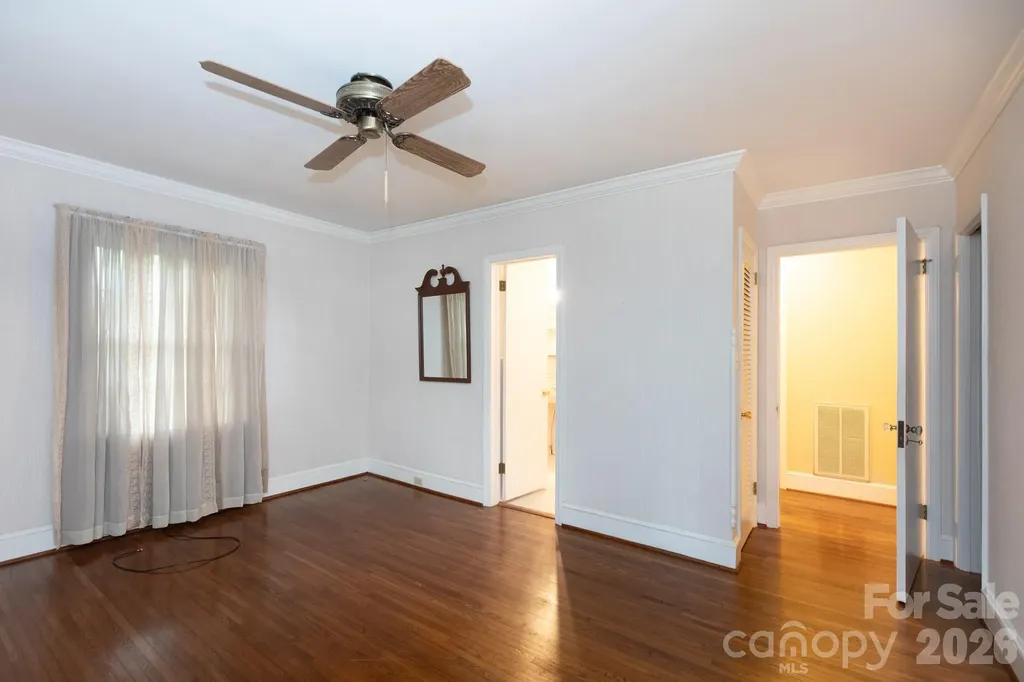 5511 Robinhood Road Charlotte NC 28211