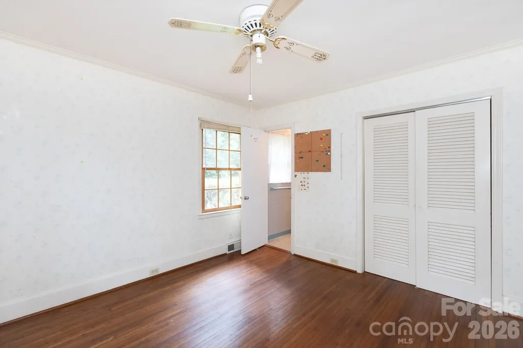 5511 Robinhood Road Charlotte NC 28211