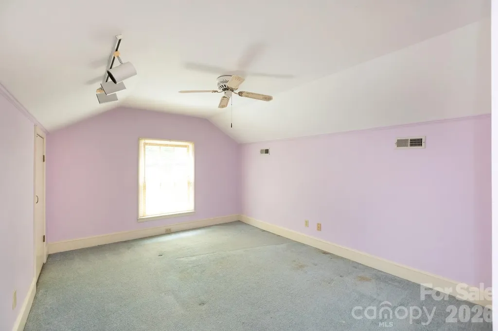 5511 Robinhood Road Charlotte NC 28211