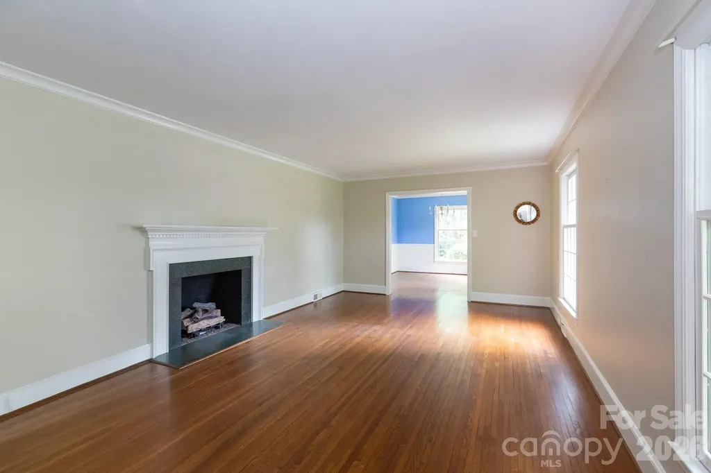 5511 Robinhood Road Charlotte NC 28211