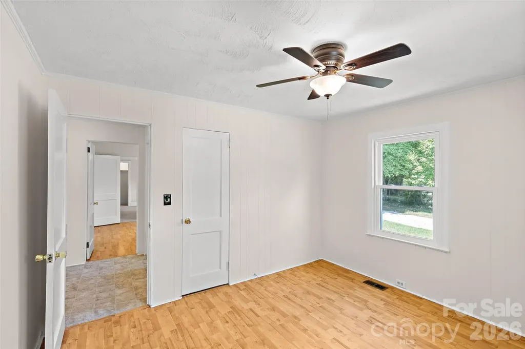 803 N Weldon Street Gastonia NC 28052