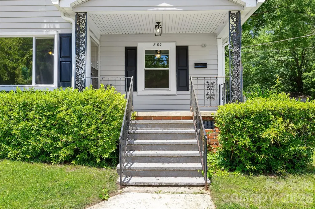 803 N Weldon Street Gastonia NC 28052